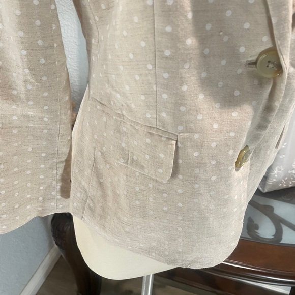 Linen blazer - Picture 2 of 8